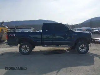 1999 Ford F-250 XL с VIN 1FTNX21F7XEB30659, выставлен на аукционе IAAI как лот 41776258 с пробегом 278 702 миль миль и . История ставок и продаж доступна на DreamBid. Изображение 14.