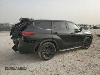 2022 Toyota Highlander LE z VIN 5TDZZRAH3NS109790, wystawiony jako Copart lot #49627715 z przebiegiem 33 113 mil mil oraz Szkoda całkowita • Salvage title. Historia ofert i sprzedaży dostępna na DreamBid. Obrazek 3.