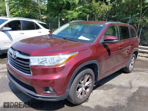 2015 Toyota Highlander XLE z VIN 5TDJKRFH3FS200862, wystawiony jako IAAI lot #42435728 z przebiegiem 100 821 mil mil oraz . Historia ofert i sprzedaży dostępna na DreamBid. Obrazek 17.