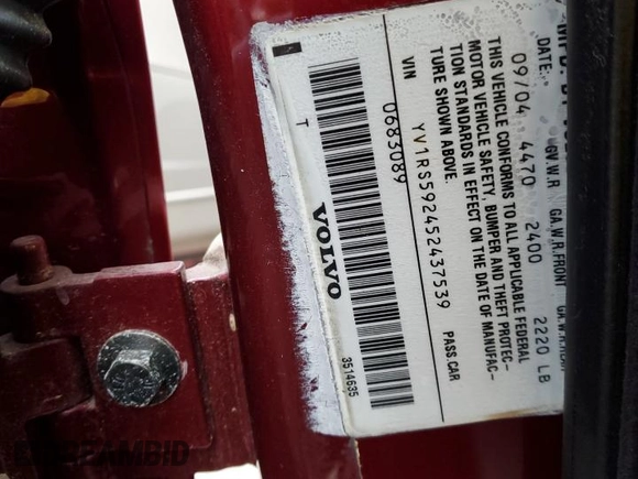 2005 Volvo S60 with VIN YV1RS592452437539, listed as a Copart auction lot 42298475 with 175,005 mi miles and Salvage Title. Bid and sale history available at carsss.com. Image 12.