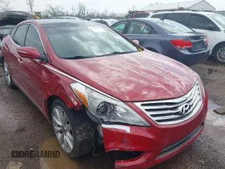 2014 Hyundai Azera Limited with VIN KMHFH4JG9EA419547, listed as a IAAI auction lot 41906777 with 134,100 mi miles and . Bid and sale history available at carsss.com. Image 1.