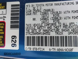 2017 Toyota Tacoma SR5 с VIN 3TMCZ5AN5HM104552, выставлен на аукционе IAAI как лот 42376668 с пробегом 104 569 миль миль и . История ставок и продаж доступна на DreamBid. Изображение 9.