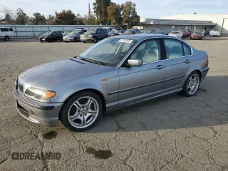 2004 BMW 3 Series 330i with VIN WBAEV53474KM33227, listed as a Copart auction lot 47102825 with 142,780 mi miles and Clean Title. Bid and sale history available at carsss.com. Image 1.