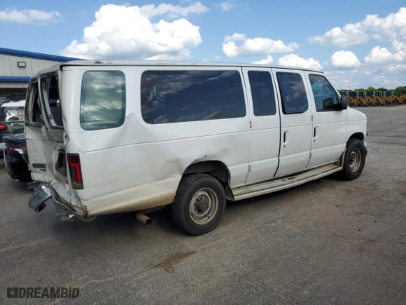 2007 Ford Econoline Wagon XL with VIN 1FBSS31LX7DA29123, listed as a Copart auction lot 80618144 with 220,656 mi miles and Non Repairable. Bid and sale history available at carsss.com. Image 3.