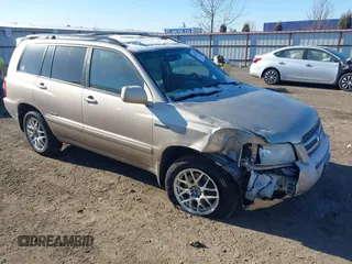 2007 Toyota Highlander Hybrid w/3rd Row with VIN JTEEW21A670036675, listed as a IAAI auction lot 41442839 with 182,667 mi miles. Bid and sale history available at carsss.com. Image 1.