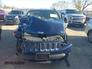 2015 Jeep Compass Latitude with VIN 1C4NJCEB4FD400322, listed as a IAAI auction lot 41802399 with 139,060 mi miles. Bid and sale history available at carsss.com. Image 12.