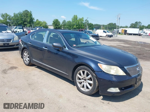 2008 Lexus LS 460 with VIN JTHBL46F385055817, listed as a IAAI auction lot 42668757 with 220,389 mi miles and . Bid and sale history available at DreamBid. Image 1.
