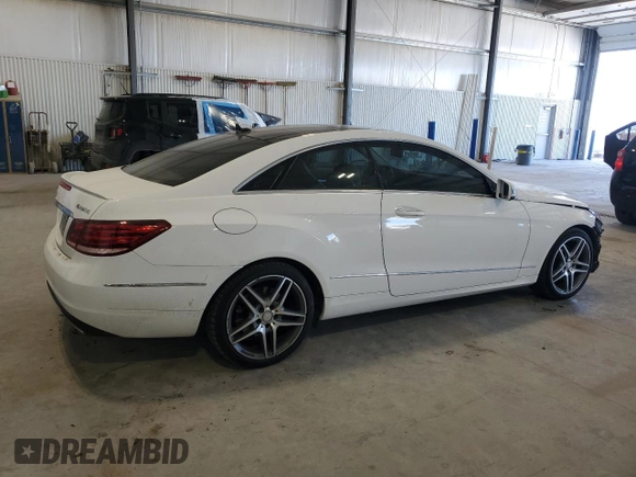 2014 Mercedes-Benz E-Class E 350 with VIN WDDKJ8JB5EF261011, listed as a Copart auction lot 47010935 with 101,688 mi miles and Salvage Title. Bid and sale history available at carsss.com. Image 3.