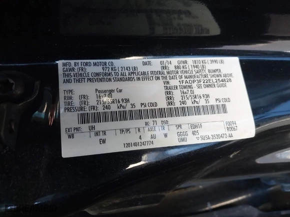 2014 Ford Focus SE with VIN 1FADP3F22EL254828, listed as a IAAI auction lot 40645189 with 108,915 mi miles. Bid and sale history available at carsss.com. Image 9.