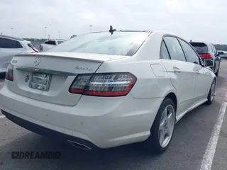 2011 Mercedes-Benz E 550 Luxury with VIN WDDHF9AB9BA442932, listed as a IAAI auction lot 42376889 with 87,876 mi miles and . Bid and sale history available at DreamBid. Image 4.
