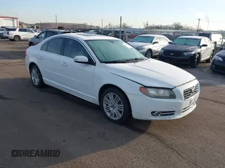 2007 Volvo S80 V8 z VIN YV1AH852971030747, wystawiony jako IAAI lot #41208553 z przebiegiem 147 655 mil mil oraz . Historia ofert i sprzedaży dostępna na DreamBid. Obrazek 6.