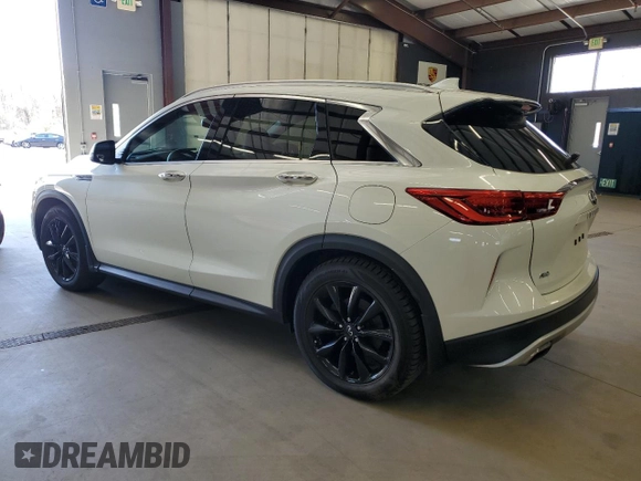 2020 Infiniti QX50 ESSENTIAL with VIN 3PCAJ5M32LF114512, listed as a Copart auction lot 55072625 with 131,863 mi miles and Clean Title. Bid and sale history available at carsss.com. Image 2.