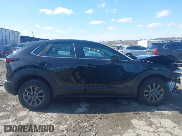 2021 Mazda CX-30 S with VIN 3MVDMBAL5MM249910, listed as a IAAI auction lot 41875515 with 39,190 mi miles and . Bid and sale history available at carsss.com. Image 12.