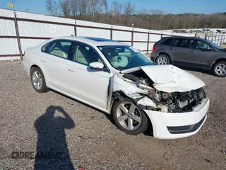 2013 Volkswagen Passat SE w/Sunroof with VIN 1VWBH7A31DC007320, listed as a IAAI auction lot 41213664 with 164,040 mi miles. Bid and sale history available at carsss.com. Image 1.