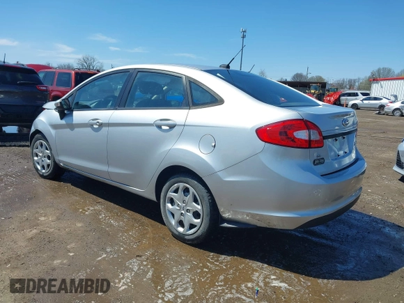 2013 Ford Fiesta SE with VIN 3FADP4BJ7DM207522, listed as a IAAI auction lot 41962314 with 191,550 mi miles. Bid and sale history available at carsss.com. Image 3.