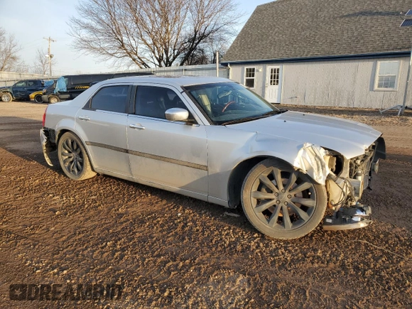 2005 Chrysler 300 with VIN 2C3AA63H35H616675, listed as a Copart auction lot 49487985 with 244,712 mi miles and Non Repairable. Bid and sale history available at carsss.com. Image 4.