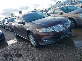 2009 Lincoln MKS with VIN 1LNHM93R19G622810, listed as a IAAI auction lot 42159223 with 212,362 mi miles and . Bid and sale history available at DreamBid. Image 1.