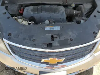 2016 Chevrolet Traverse LS z VIN 1GNKRFED3GJ204445, wystawiony jako Copart lot #52771545 z przebiegiem 118 417 mil mil oraz Szkoda całkowita • Salvage title. Historia ofert i sprzedaży dostępna na DreamBid. Obrazek 12.