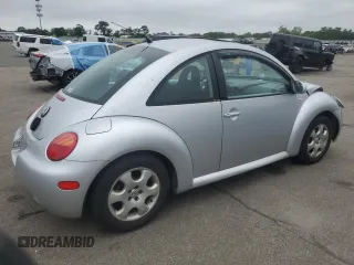 2002 Volkswagen Beetle GLS с VIN 3VWCB21C42M407845, выставлен на аукционе Copart как лот 60820455 с пробегом 125 244 миль миль и Чистый • Clean title. История ставок и продаж доступна на DreamBid. Изображение 3.