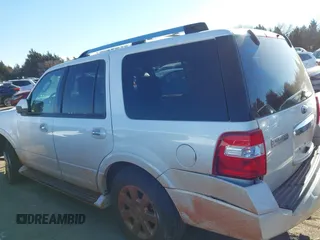 2009 Ford Expedition Limited z VIN 1FMFU19569EA64350, wystawiony jako IAAI lot #41375396 z przebiegiem Nie podano mil oraz . Historia ofert i sprzedaży dostępna na DreamBid. Obrazek 15.
