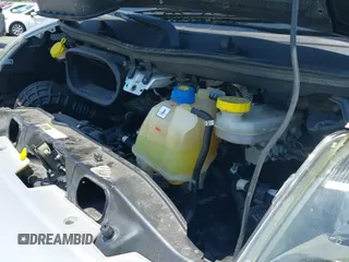 2022 Ram ProMaster Cargo с VIN 3C6LRVDG2NE123344, выставлен на аукционе IAAI как лот 42233518 с пробегом 73 959 миль миль и . История ставок и продаж доступна на DreamBid. Изображение 19.