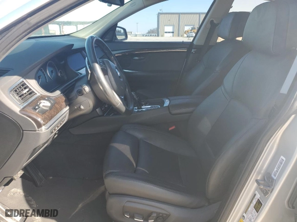 2016 BMW 5 Series Gran Turismo 550i xDrive with VIN WBA5M0C59GD085213, listed as a Copart auction lot 41483395 with 135,363 mi miles and Salvage Title. Bid and sale history available at carsss.com. Image 7.