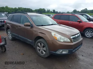 2012 Subaru Outback 2.5i с VIN 4S4BRCAC1C1249197, выставлен на аукционе IAAI как лот 42345390 с пробегом 97 988 миль миль и . История ставок и продаж доступна на DreamBid. Изображение 1.