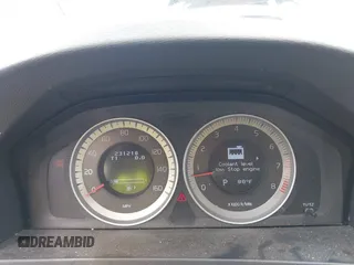 2012 Volvo S60 T5 с VIN YV1622FS5C2046841, выставлен на аукционе IAAI как лот 42048477 с пробегом 231 218 миль миль и . История ставок и продаж доступна на DreamBid. Изображение 7.