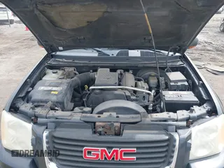 2004 GMC Envoy SLT с VIN 1GKET16S646158071, выставлен на аукционе IAAI как лот 41827351 с пробегом 215 885 миль миль и . История ставок и продаж доступна на DreamBid. Изображение 10.