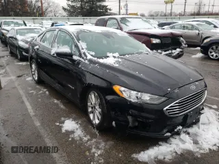 2019 Ford Fusion Hybrid SE with VIN 3FA6P0LU0KR252957, listed as a Copart auction lot 38459553 with 62,947 mi miles. Bid and sale history available at carsss.com. Image 4.