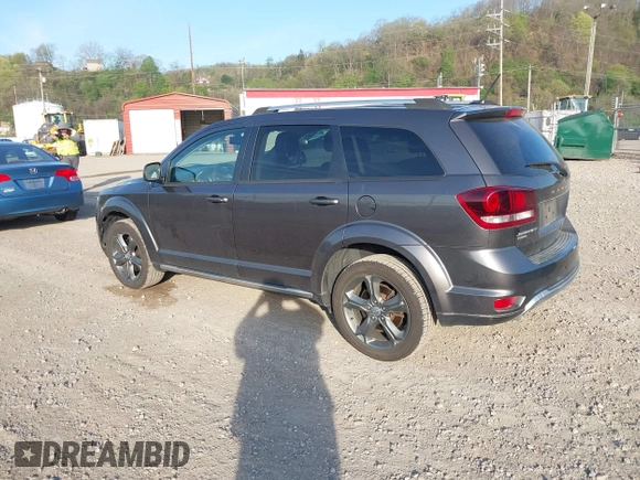 2015 Dodge Journey Crossroad with VIN 3C4PDDGG3FT567067, listed as a IAAI auction lot 42082682 with 88,880 mi miles. Bid and sale history available at carsss.com. Image 3.