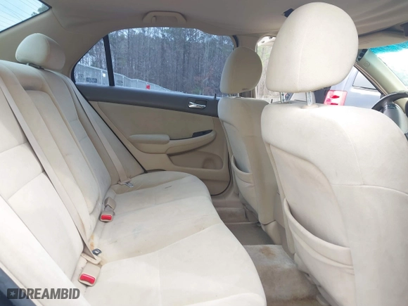 2006 Honda Accord Sdn LX SE with VIN 1HGCM56386A073833, listed as a IAAI auction lot 41790693 with 276,812 mi miles. Bid and sale history available at carsss.com. Image 8.