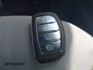 2022 Hyundai Ioniq SE z VIN KMHC75LC1NU282432, wystawiony jako IAAI lot #42060104 z przebiegiem 35 700 mil mil oraz . Historia ofert i sprzedaży dostępna na DreamBid. Obrazek 11.