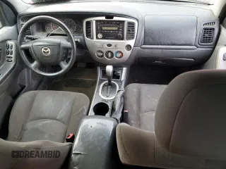 2005 Mazda Tribute i with VIN 4F2YZ02Z55KM63784, listed as a Copart auction lot 82362674 with Not Provided miles and Salvage Title. Bid and sale history available at carsss.com. Image 8.