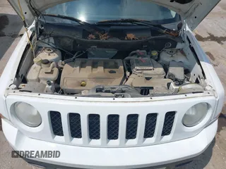 2013 Jeep Patriot Sport z VIN 1C4NJPBBXDD192665, wystawiony jako IAAI lot #42422413 z przebiegiem 87 312 mil mil oraz . Historia ofert i sprzedaży dostępna na DreamBid. Obrazek 10.