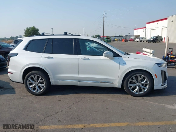 2020 Cadillac XT6 AWD Sport with VIN 1GYKPGRS5LZ115883, listed as a IAAI auction lot 39995097 with 68,589 mi miles. Bid and sale history available at carsss.com. Image 13.