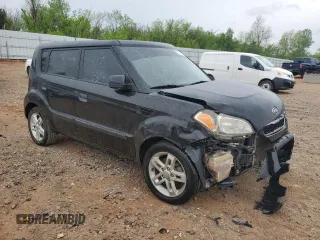 2010 Kia Soul + with VIN KNDJT2A27A7191027, listed as a Copart auction lot 50531714 with 129,680 mi miles and Salvage Title. Bid and sale history available at DreamBid. Image 4.
