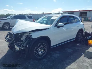 2025 Mercedes-Benz GLC with VIN W1NKM4HB3SF237083, listed as a IAAI auction lot 41666241 with 1 mi miles. Bid and sale history available at carsss.com. Image 17.