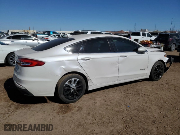 2019 Ford Fusion Hybrid SE with VIN 3FA6P0LU7KR284563, listed as a Copart auction lot 39979903 with 0 mi miles. Bid and sale history available at carsss.com. Image 3.