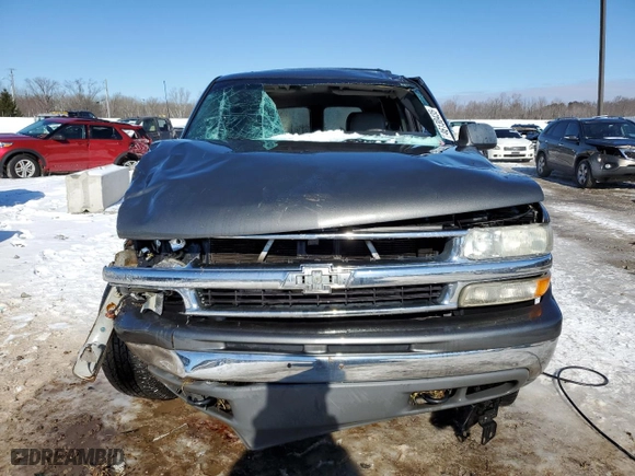 2001 Chevrolet Tahoe LS with VIN 1GNEK13T11J215580, listed as a Copart auction lot 46130435 with 214,436 mi miles and Non Repairable. Bid and sale history available at carsss.com. Image 5.