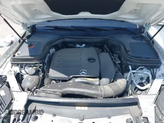 2022 Mercedes-Benz GLC with VIN W1N0G8DB3NV327355, listed as a IAAI auction lot 42008467 with 43,819 mi miles. Bid and sale history available at carsss.com. Image 10.