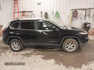 2017 Jeep Cherokee Latitude with VIN 1C4PJMCS0HW608416, listed as a IAAI auction lot 41523580 with 63,561 mi miles. Bid and sale history available at carsss.com. Image 13.
