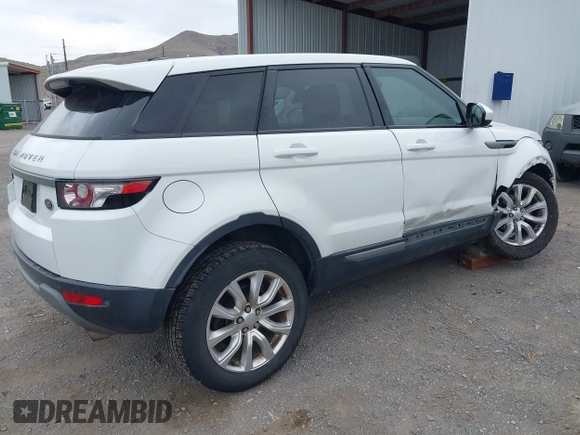 2015 Land Rover Range Rover Evoque Pure with VIN SALVN2BG6FH074216, listed as a IAAI auction lot 41945893 with 91,939 mi miles. Bid and sale history available at carsss.com. Image 4.