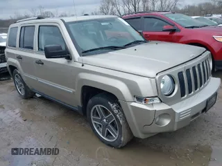 2009 Jeep Patriot Limited with VIN 1J4FT48B19D172049, listed as a IAAI auction lot 41991556 with 86,634 mi miles and . Bid and sale history available at DreamBid. Image 1.