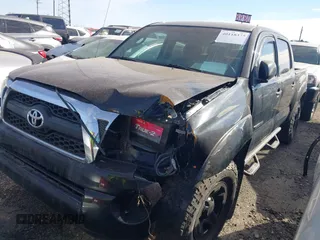 2011 Toyota Tacoma with VIN 5TFLU4EN4BX003524, listed as a IAAI auction lot 41357331 with 226,864 mi miles and . Bid and sale history available at carsss.com. Image 17.