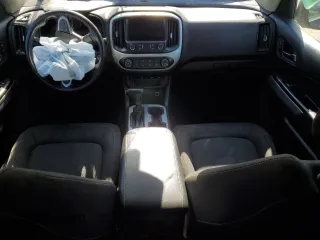 2020 Chevrolet Colorado 2WD LT with VIN 1GCGSCEN7L1238151, listed as a Copart auction lot 89070775 with 111,984 mi miles and Salvage Title. Bid and sale history available at carsss.com. Image 8.