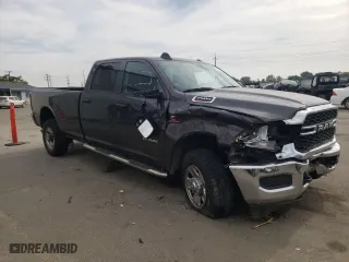 2019 Ram 2500 Tradesman with VIN 3C6UR5HL2KG651560, listed as a Copart auction lot 70237924 with 67,505 mi miles and Salvage Title. Bid and sale history available at carsss.com. Image 4.