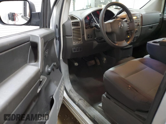 2005 Nissan Titan SE with VIN 1N6BA06B05N519961, listed as a Copart auction lot 62262905 with 117,052 mi miles and Salvage title. Bid and sale history available at DreamBid. Image 8.