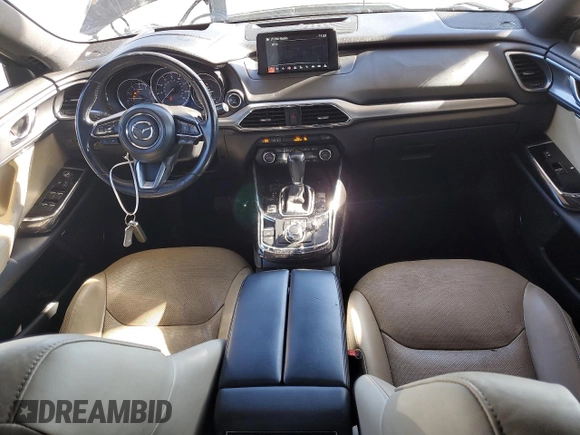 2018 Mazda CX-9 Grand Touring z VIN JM3TCADY6J0210136, wystawiony jako Copart lot #43649245 z przebiegiem 145 921 mil mil oraz Czysty tytuł • Clean title. Historia ofert i sprzedaży dostępna na DreamBid. Obrazek 8.