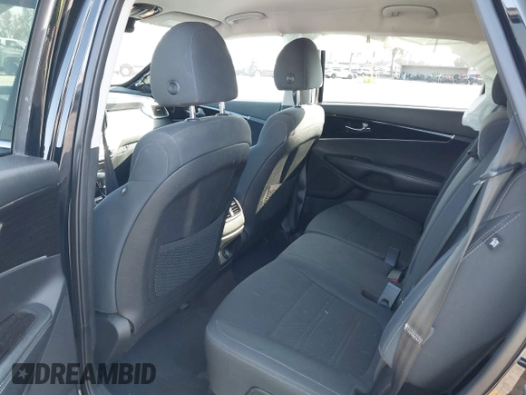 2019 Kia Sorento S V6 with VIN 5XYPG4A51KG567018, listed as a IAAI auction lot 41501450 with 78,964 mi miles. Bid and sale history available at carsss.com. Image 8.